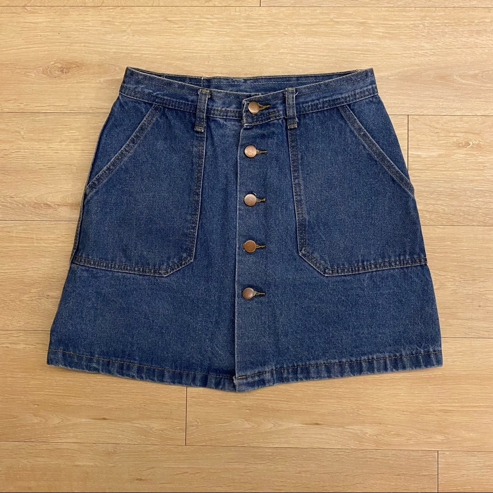 Jean denim A-line mini skirt with buttons